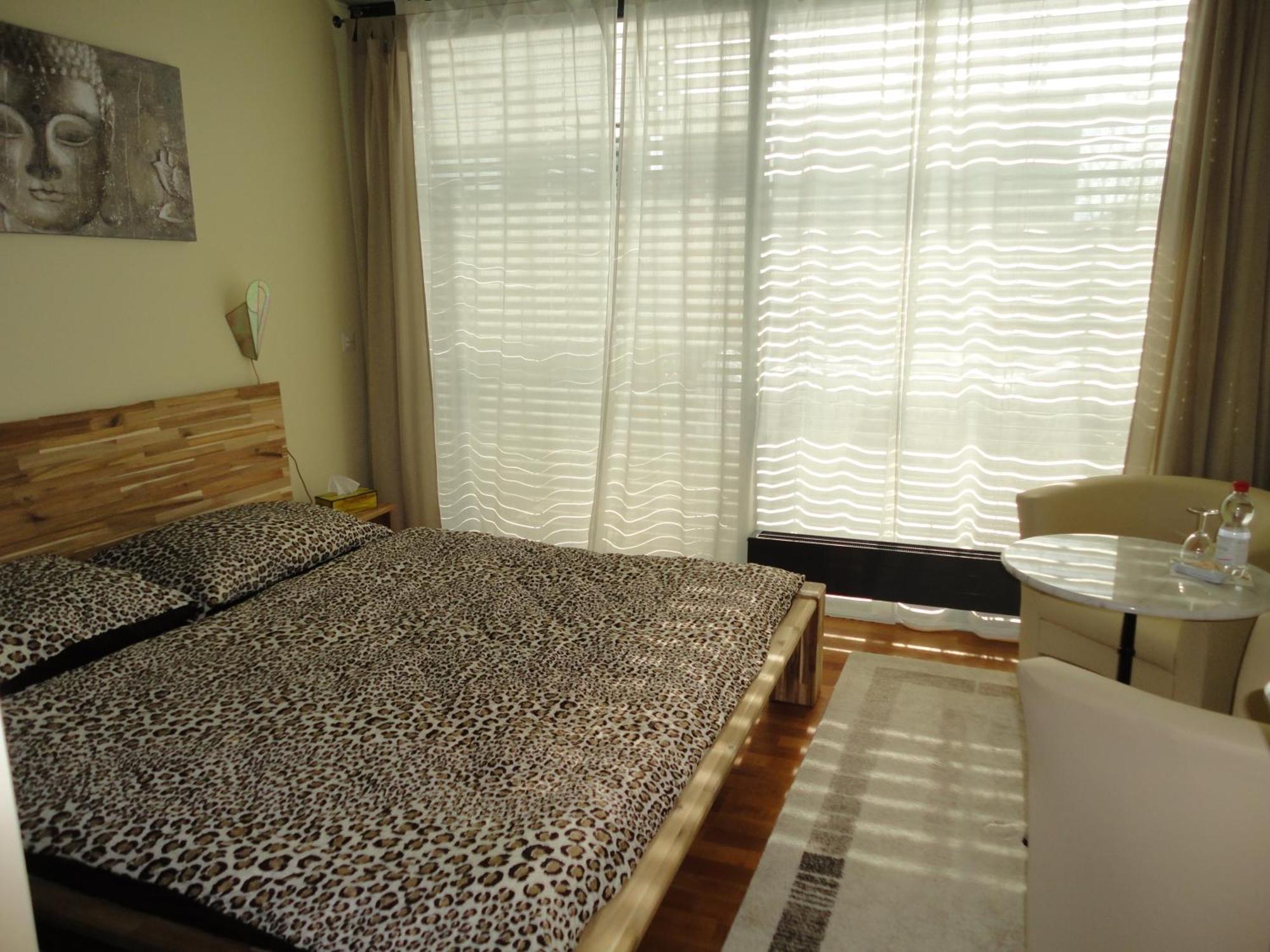 B & B Auf Dem Wolf, St. Jakob Базел Стая снимка